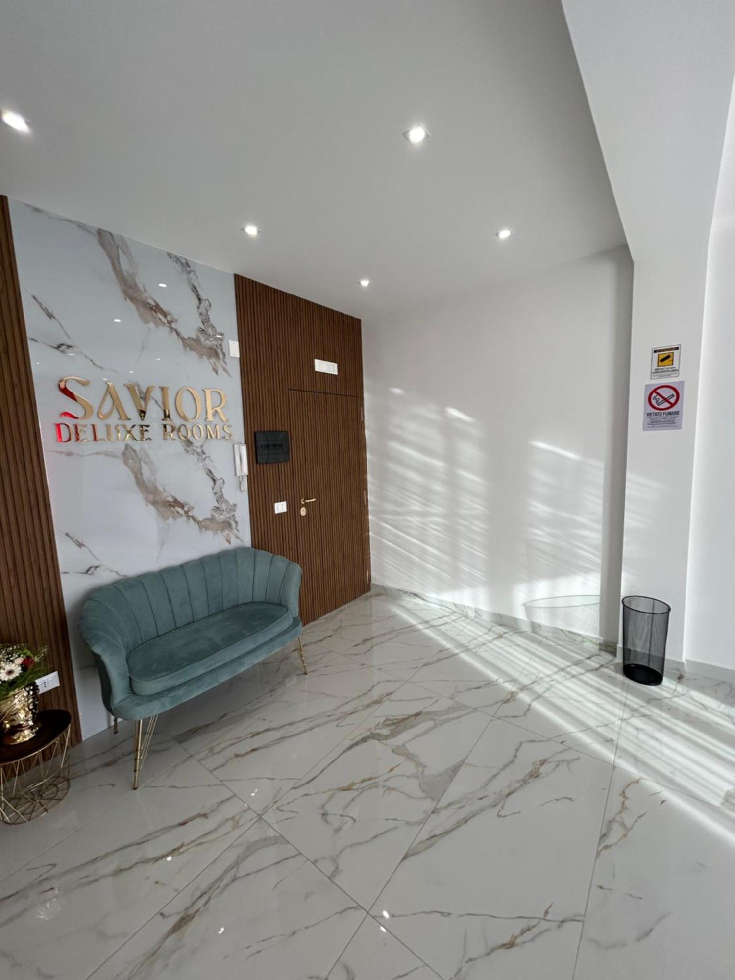 Savior Deluxe Rooms Неаполь Экстерьер фото