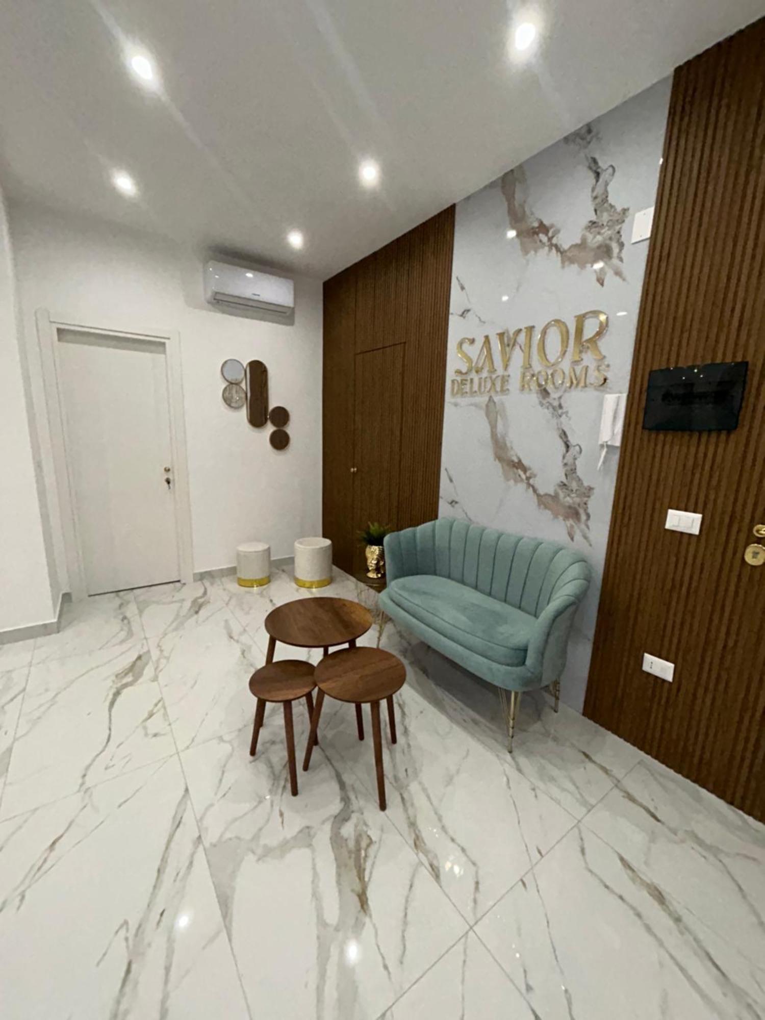 Savior Deluxe Rooms Неаполь Экстерьер фото